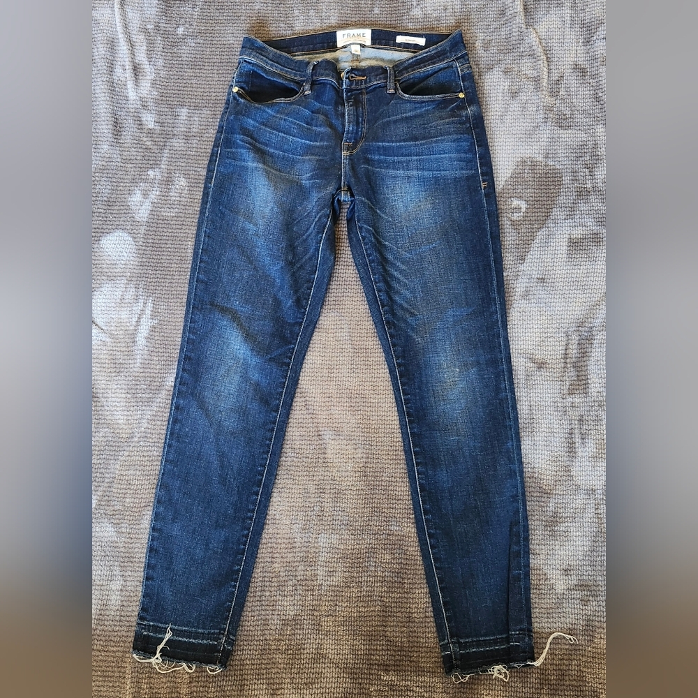 Frame Jeans Le Garçon Sz 24 Frayed Ends, 5 Pockets Dark Wash